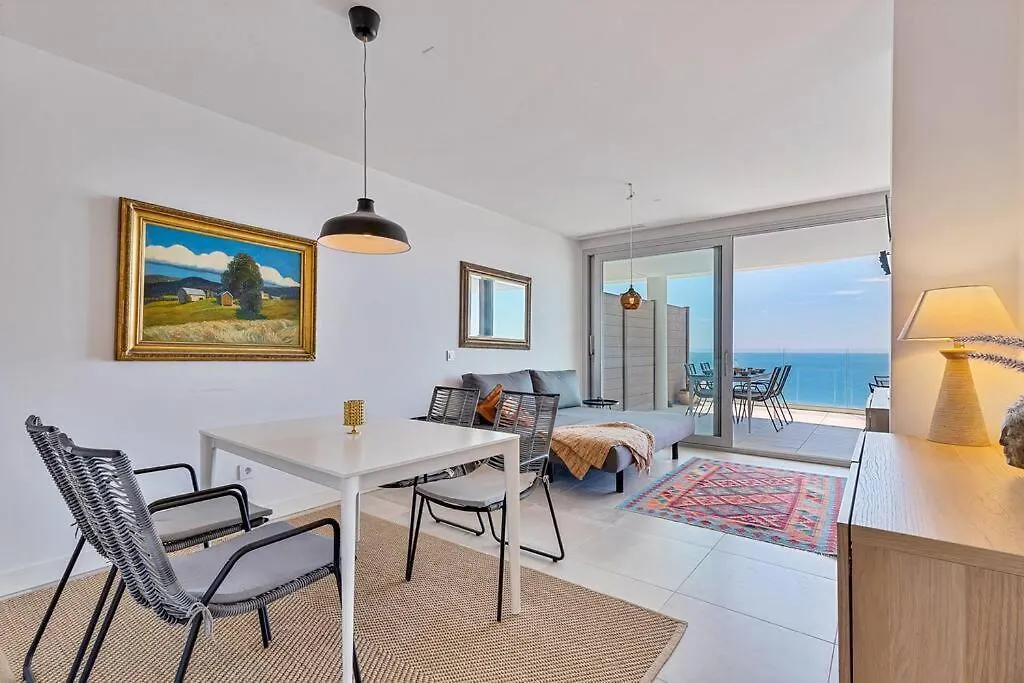 Stunning 2 Bedroom Apartment. Fuengirola 0*,