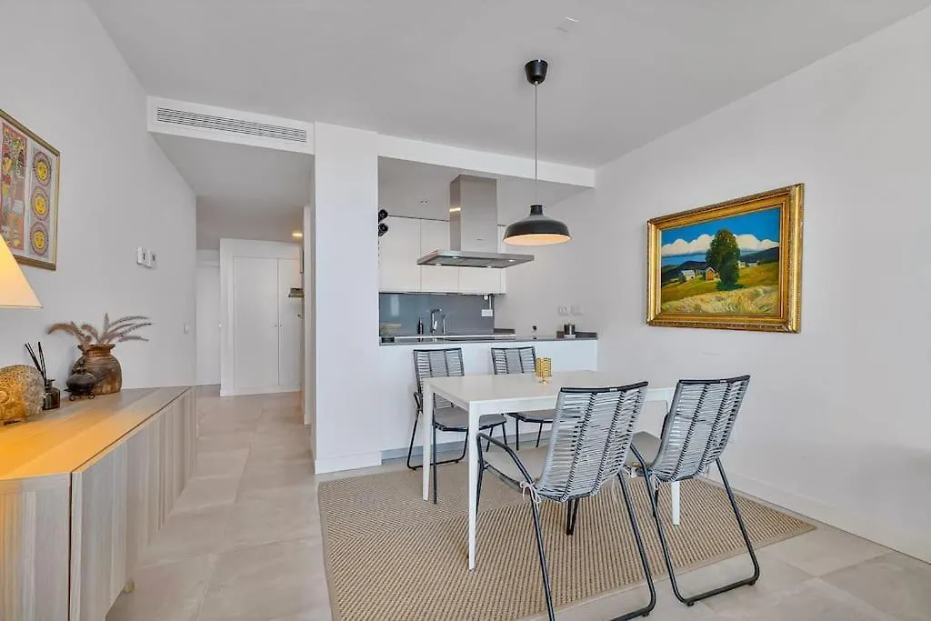 Stunning 2 Bedroom Apartment. Fuengirola